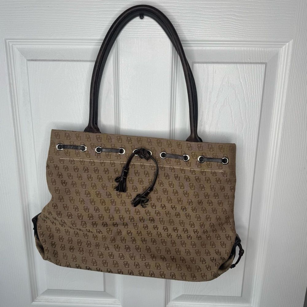 VTG Dooney & Bourke Brown Tan Logo Monogram Tote Satchel Canvas Leather Purse